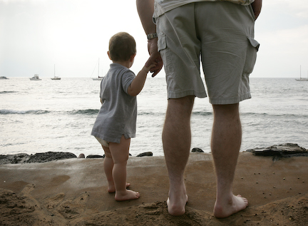 Jace and Papa check out the sea turtles!