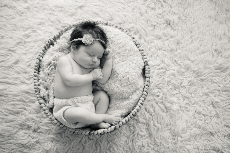 Newborn_Girl_Basket
