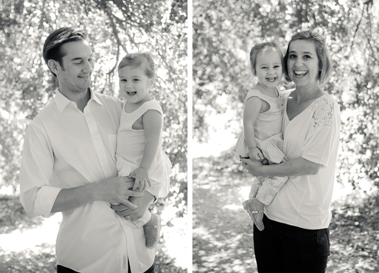 Parents_and_toddler_twins