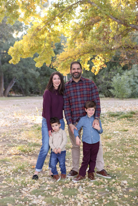 Diana Henderson Photography, Best Los Angeles Family Photographer, What to wear for a family photography session, How to dress my family for a photo shoot, Los Angeles Family Photographer, Orcutt Ranch Family Photos