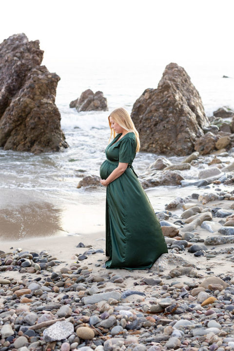Malibu Beach Pregnancy Photo Session, Beach Maternity Session