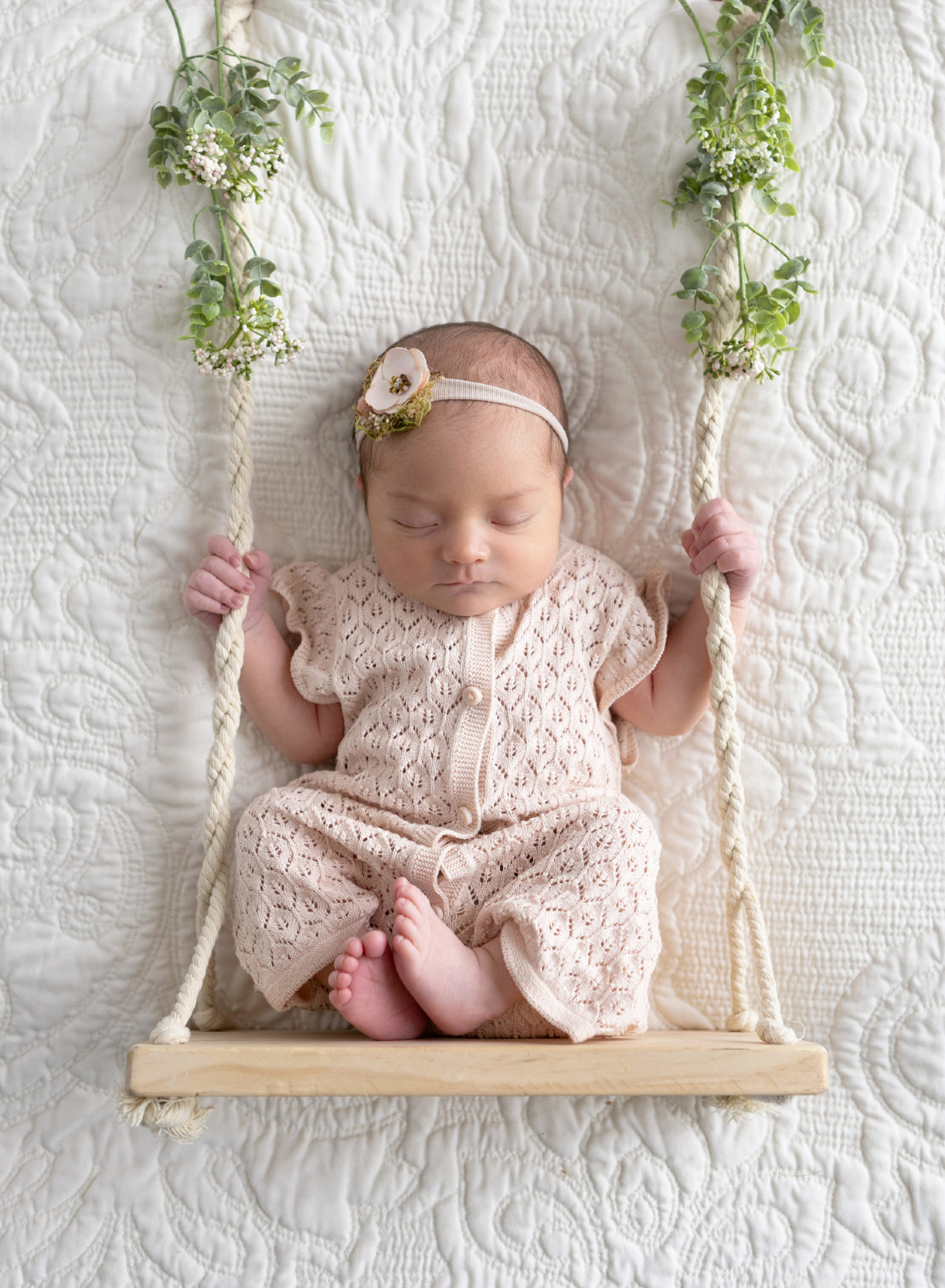 Diana Henderson Photography, Newborn Photographer Los Angeles, Los Angeles Newborn Photos, Glendora Newborn Photographer, Newborn on swing prop