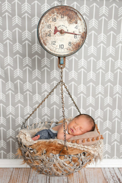 Glendora Newborn Baby Photography Session, Baby on Newborn Scale Prop, Arrow Background, Diana Henderson Photography